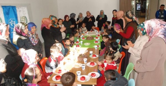 İHH YETİMLERİN YÜZÜNÜ GÜLDÜRMEYE DEVAM EDİYOR