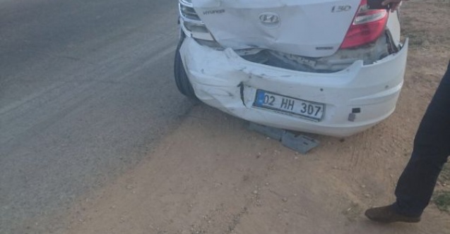 İki otomobil çarpıştı: 1 yaralı