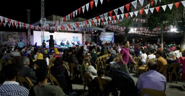 İlahi konseri şehitlerden dolayı yarıda kesildi