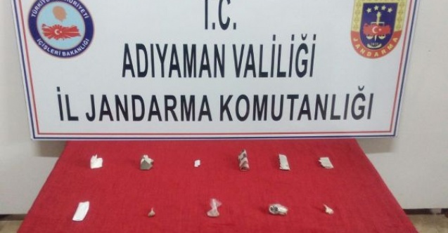 Jandarma 9 kişiyi uyuşturucu kullanırken yakaladı