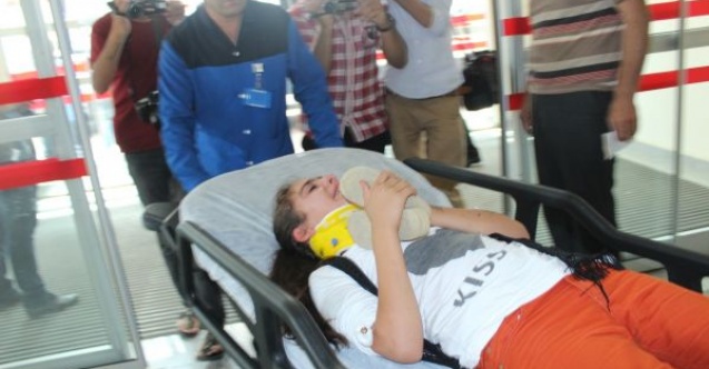 Kamyonet tarlaya uçtu: 9 yaralı