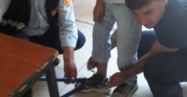 Kelepçeden demir makasla kurtarıldı