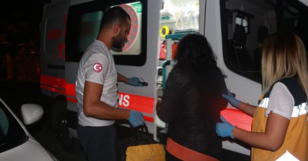 Kız kardeşini sokak ortasında öldüresiye dövüp bıçakladı