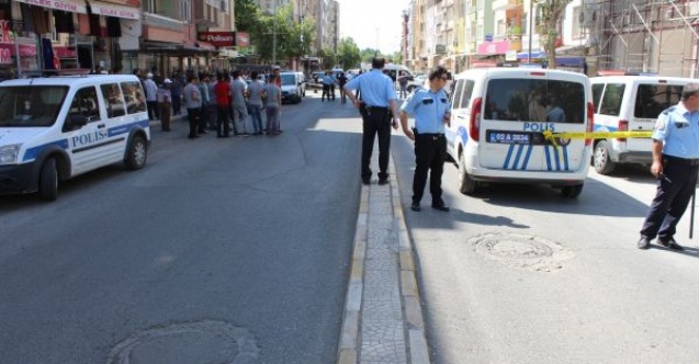 Maddi hasarlı kaza sonrası silahına sarıldı