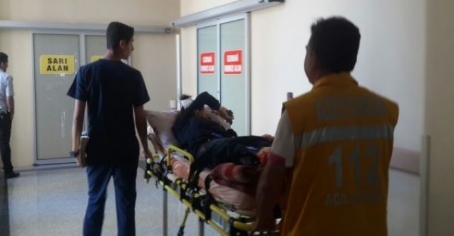 Merdivenlerden Yuvarlanan Genç Kız Yaralandı