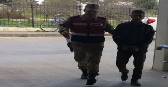 Mezarlığın çitlerini çalan hırsız yakalandı