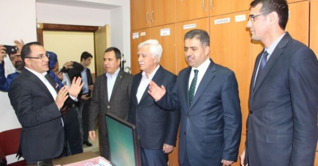 Milletvekili Fırat Kahta ilçesinde referandum çalışmalarını sürdürüyor