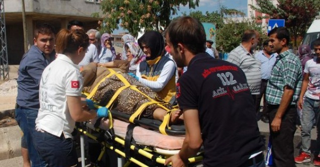 Minibüsün çarptığı kadın yaralandı