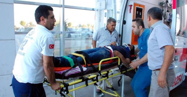 Motosiklet ile otomobil çarpıştı: 1 yaralı