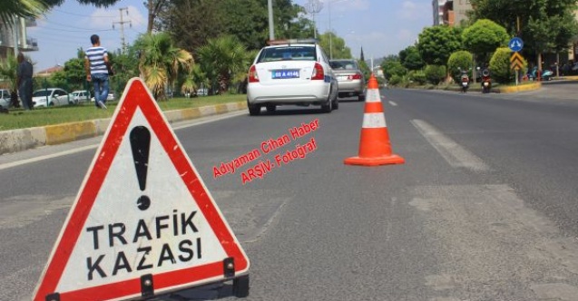 Motosiklet Yayaya Çarptı: 1 Yaralı