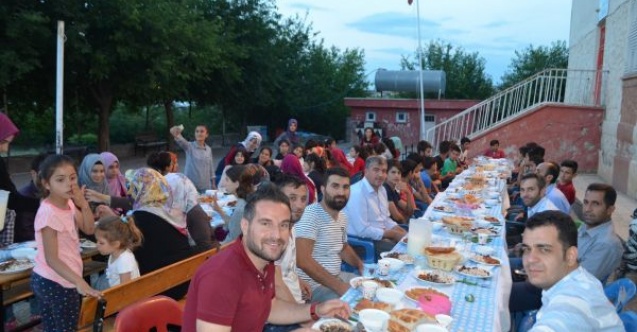 Öğrenciler iftar sofrasında bir araya geldi