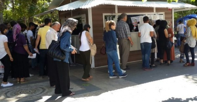 Okulların açılmasıyla ‘Yaman Kart kuyruğu uzadı