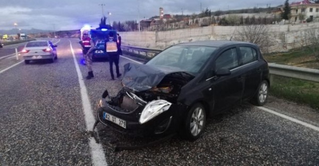 Otomobil bariyere çarptı
