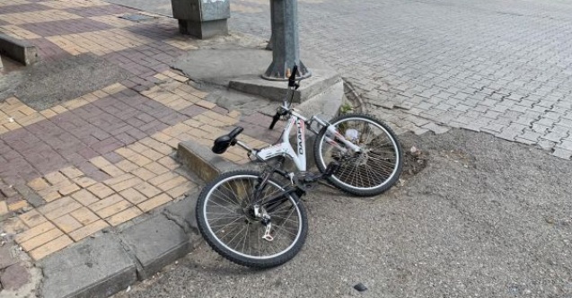 Otomobil ile bisiklet çarpıştı: 1 yaralı