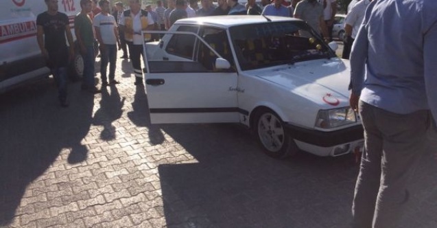 Otomobil küçük kıza çarptı