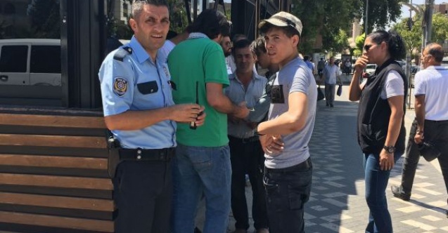 Polis şüpheli şahısları yakaladı
