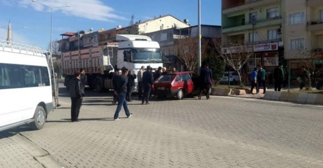 Tır Otomobili Sürükledi