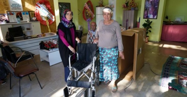 TOGEMden, yardım derneğine tekerlekli sandalye desteği