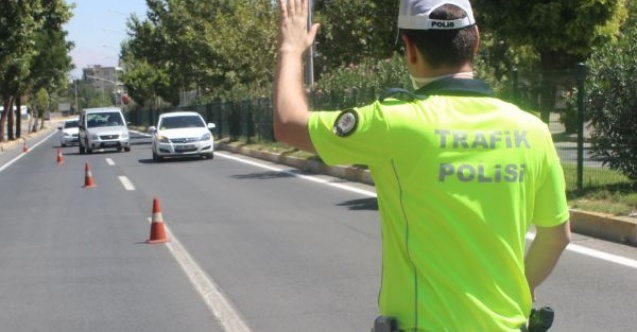 Trafik denetimleri halkın beğenisini topluyor