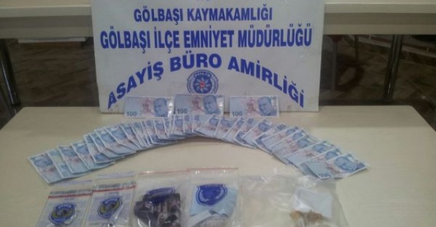 Uyuşturucu ve sahte para ele geçirildi