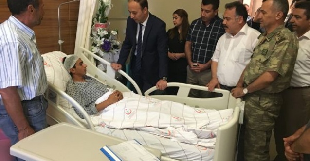 Vali Abdullah Erin yaralı polisleri ziyaret etti