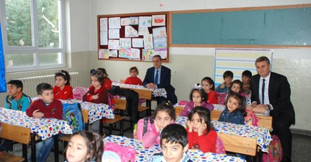 Vali Kalkancı öğrencilere başarılar diledi